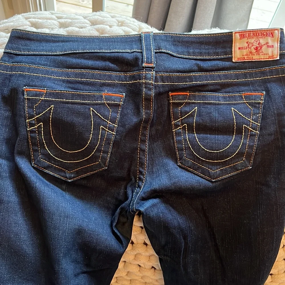 True Religion - LIKE NEW - Size 32 Dark Wash - Picture 2 of 5